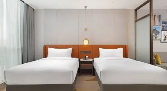 Капсула Deluxe Home2 Suites by Hilton Zibo Zhangdian