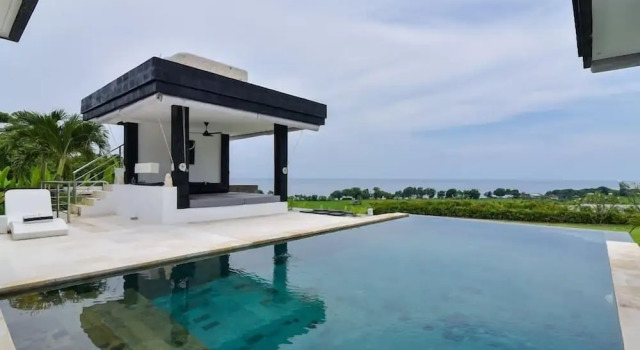Вилла Luxury с 2 комнатами с видом на океан Villa Pondok Wahyu Sedana