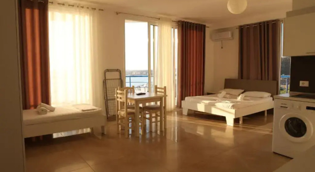 Studio mit Meerblick Villa Colombo