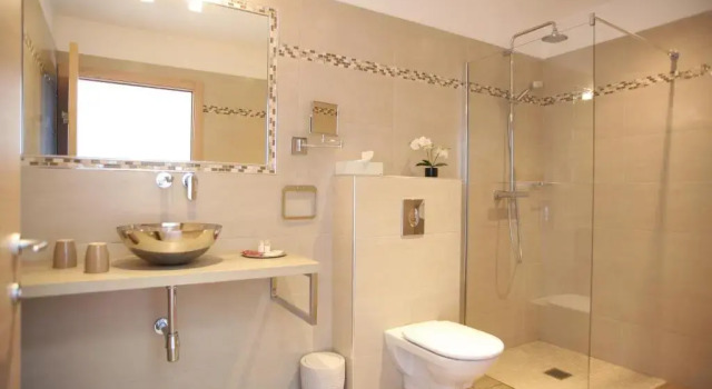 Номер Comfort Hotel Beau Rivage