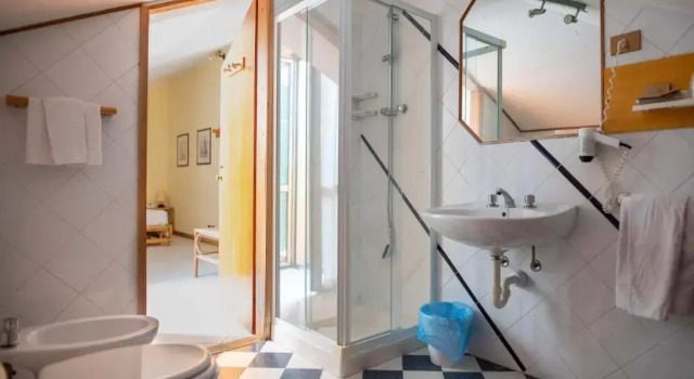 Четырёхместный номер Standard Hotel Miranda