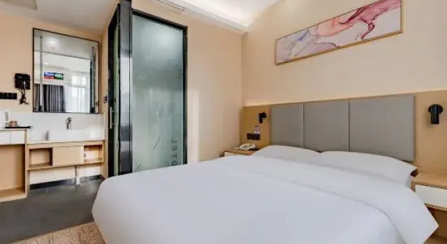 Люкс Ripple Hotel (Anqing Wuyue Plaza Open University)
