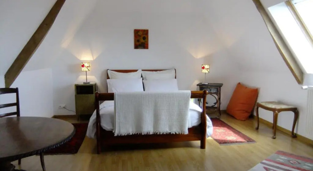Chambres dHôtes Le Foursou, Book Hotel Hotels in Le Bouyssou with Parking, Parking