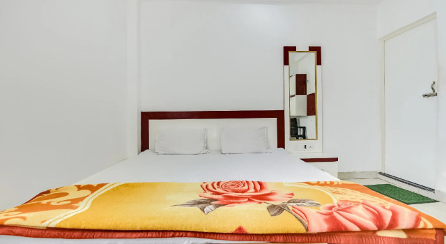 SPOT ON 60281 Ganges Top Guest House, Забронировать Гостевой дом Гостевые дома Варанаси, рядом с Jantar Mantar Mandir, Гостевой дом