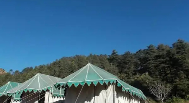 Raincoat Camp, Rezervovat Hotel Mussoorie Uttarakhand