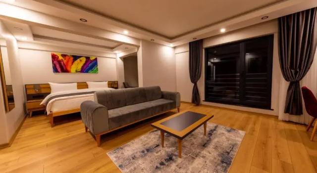 Полулюкс Şehrar Suit Hotel