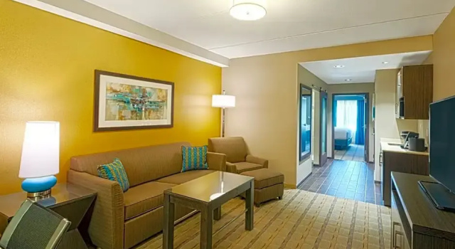 Двухместный люкс Crowne Plaza Shenandoah - Woodlands Area by IHG