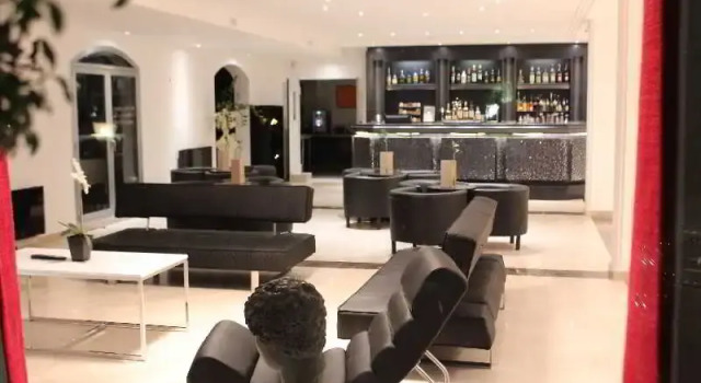 Hotel Orbelys, Book Hotel  