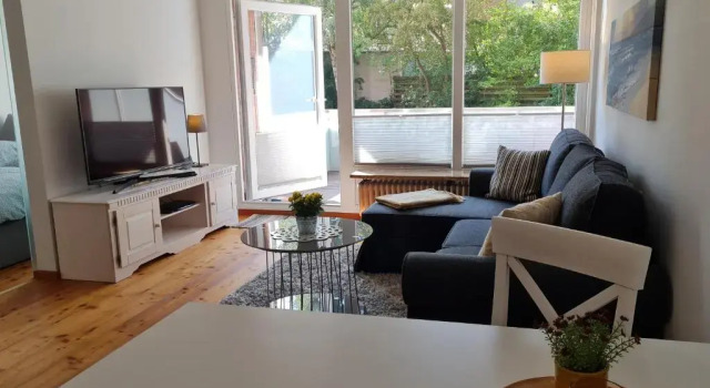 Апартаменты Wohnung Fleethörn - zentral, ruhig, mit Parkplatz und Balkon