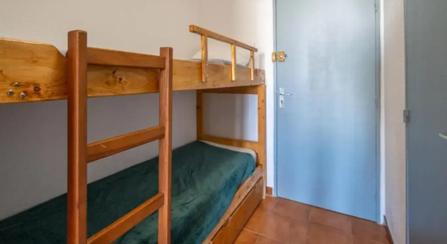 Appartement Le Lavandou, 1 pièce, 4 personnes - FR-1-677-1