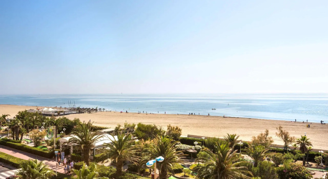 Номер Comfort Best Western Plus Hotel Canet-Plage