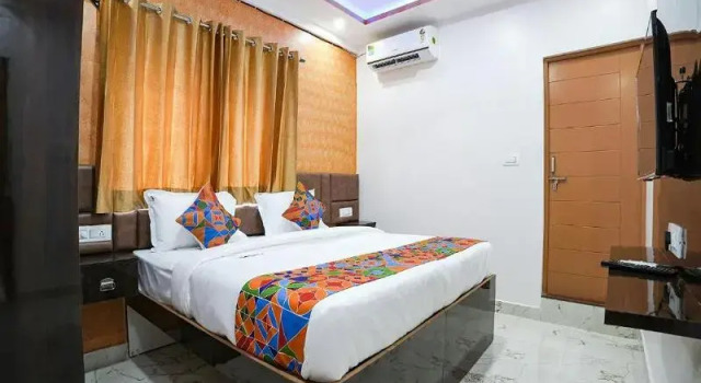 Двухместный номер Deluxe FabHotel A White Pearl Suites - Nr Bangalore Airport