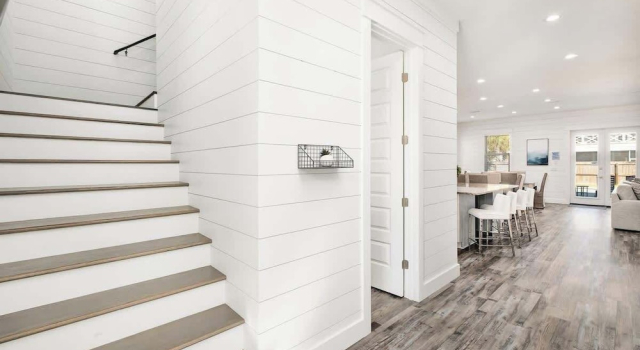 Modern 3-story Beach House W Poll and Billiard, Varaa Lomakoti Miramar Beach Emerald Coast