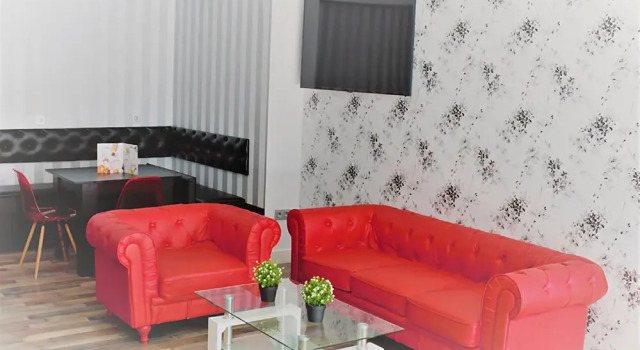 Deluxe Hostels & Suites Merida, Book Hotel Merida Badajoz Province