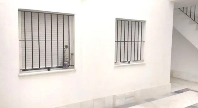 Apartment With 2 Bedrooms in Jerez de la Frontera, With Wonderful City View, Furnished Garden and Wifi, Забронировать Апартаменты/квартира Отели Херес-де-ла-Фронтера с парковкой, рядом с Винотека Гонсалес Байасс, Парковка