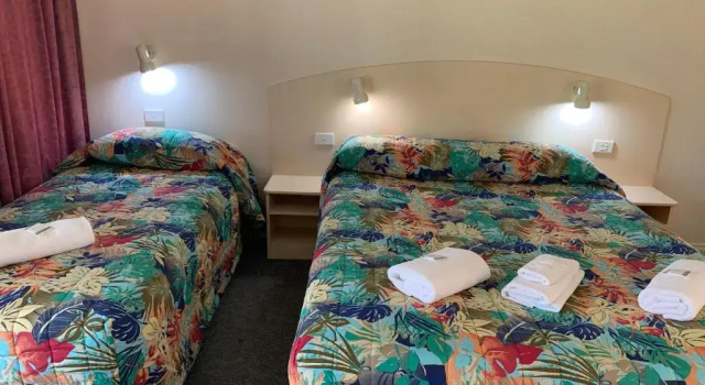 Двухместный номер Deluxe Outback Quarters Motel Hay
