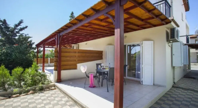 Вилла Villa for Rent in Larnaca 1012