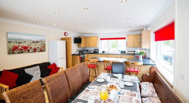 Round Park Annexe, Забронировать Отель Бизнес-отели Carmarthenshire, 4* 5*