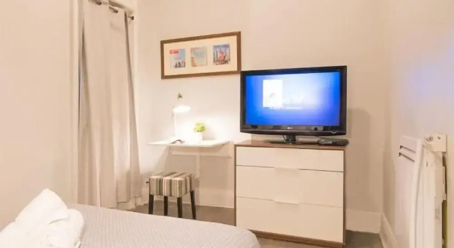 The Clarence Park - Hostel