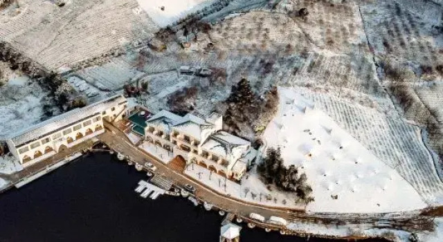 Zhi Lan Qiu Lakeside Homestay, Varaa Hotelli Hotellit Wuxi uima-altaalla, Uima-allas