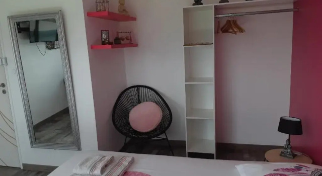 Locabreizh 22, Rezerwuj Hotel Hotele w Plourivo z parkingiem, Parking