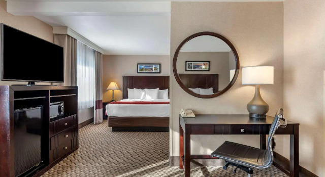 Четырёхместный люкс Comfort Inn Troutdale-Portland East