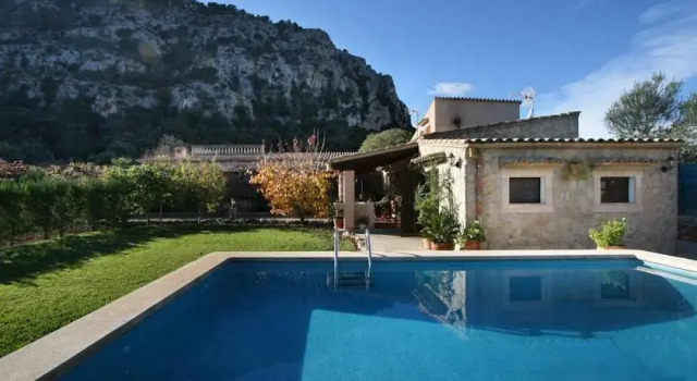 Villa Andreu, Book Villa Pollença Majorca