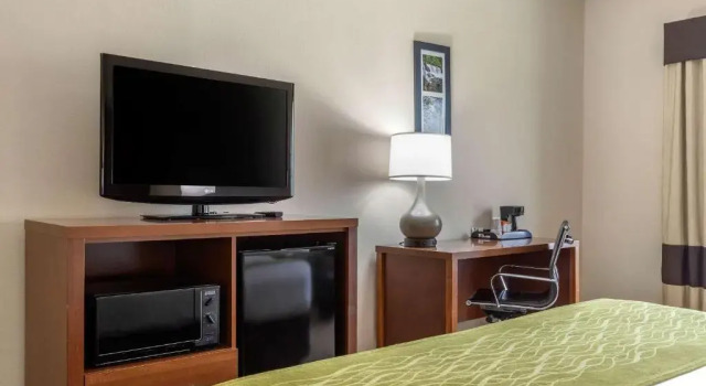 Номер Standard Comfort Inn Asheville Airport