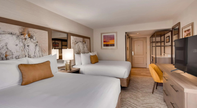 Четырёхместный номер Standard Aiden by Best Western Scottsdale North