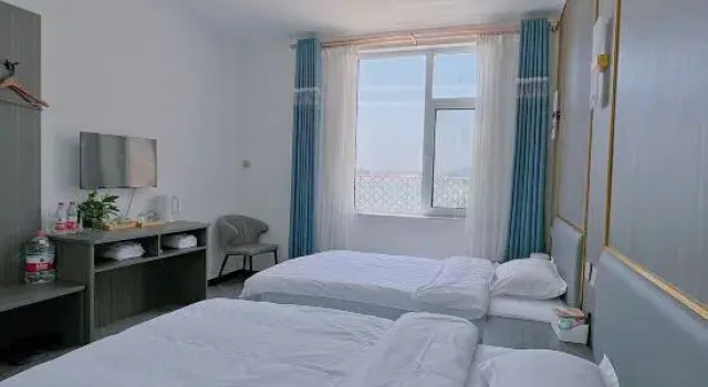 Люкс с видом на озеро Xi Yan Xiao Zhu Homestay