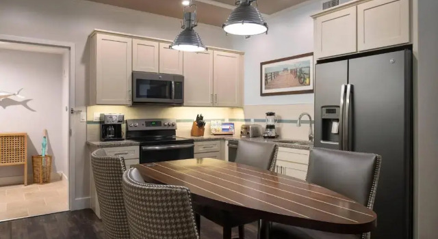 Люкс с 2 комнатами с видом на воду Waterline Villas & Marina, Autograph Collection