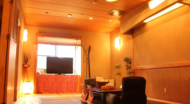 Okinawa Minshuku Kariyushi, Book Hotel Hotels in Wakayama with Parking, Parking