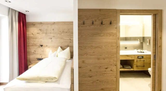 Одноместный номер Standard с балконом и с видом на горы Ferienhotel Sonnenhof