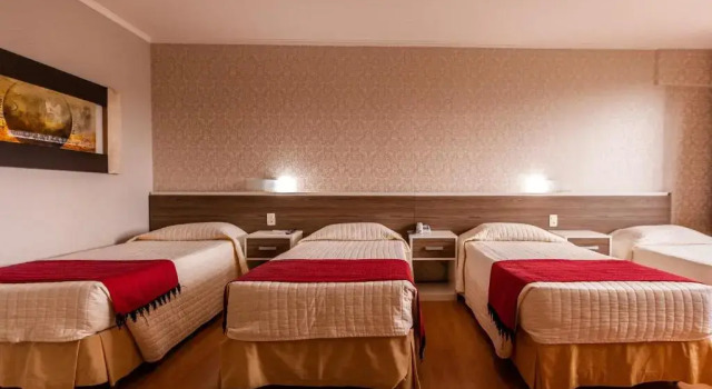 Трёхместный номер Standard Foz Plaza Hotel