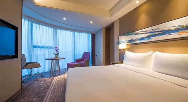 Номер Executive Mercure Yantai Golden Beach