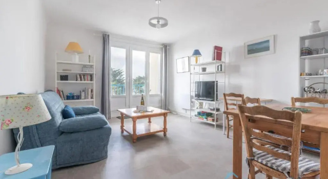 Appartement plein de charme avec vue sur mer