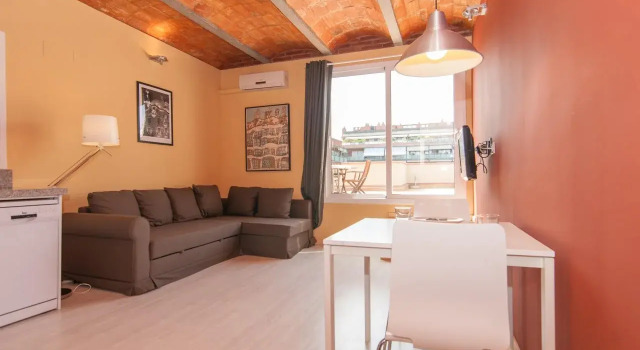 BBarcelona Sagrada Familia Flats, Забронировать Отель Отели Барселоны 4 звезды, рядом с Госпиталь Святого Креста и Святого Павла, 4*
