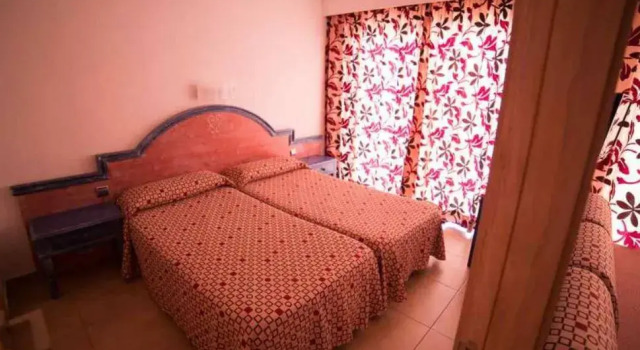 Апартаменты c 1 комнатой Apartamentos Cabau Cala Nova