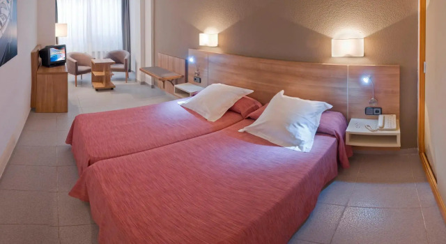 Одноместный номер Standard Apartamentos Port Eugeni