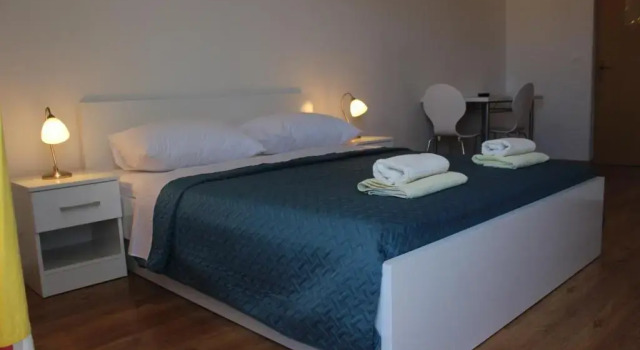 Apartments Mateljak, Забронировать Апартаменты/квартира Градац Шибенско-Книнская жупания, рядом с Пляж Обала