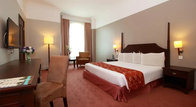 Dyrektorski dwuosobowy pokój Grand Kampar Hotel