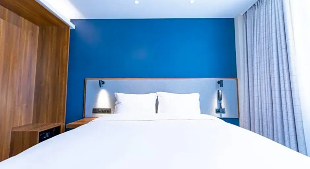 Люкс с 2 комнатами Holiday Inn Express Harbin Nangang