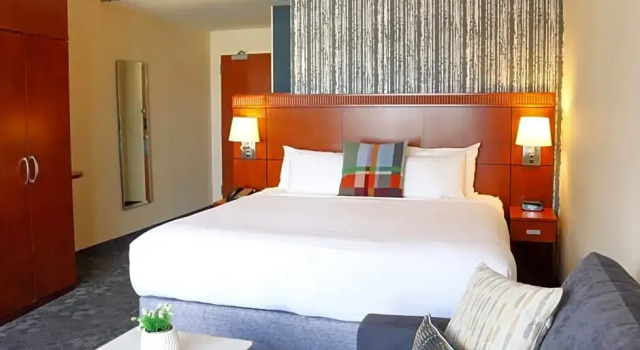 Номер Standard Courtyard Burlington Harbor