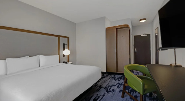 Двухместный номер Standard Fairfield Inn & Suites by Marriott Milwaukee Brookfield