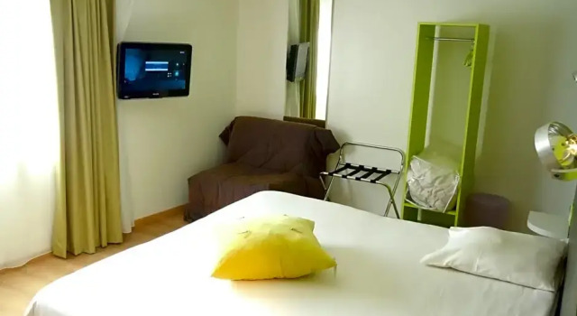 Двухместный номер Standard ibis Styles Amiens Cathedrale (ex all seasons)