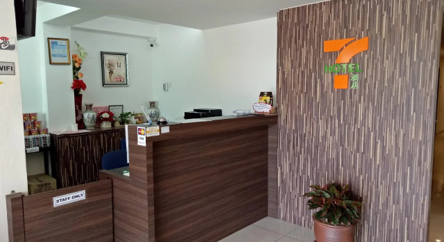 Seven Hotel