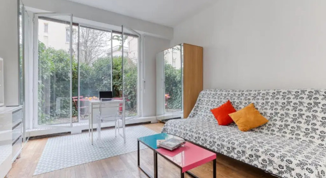 Joli Studio avec Jardin - Neuilly à 2 min de Paris, Забронировать Отель Отели в центре Нейи-сюр-Сен, в центре