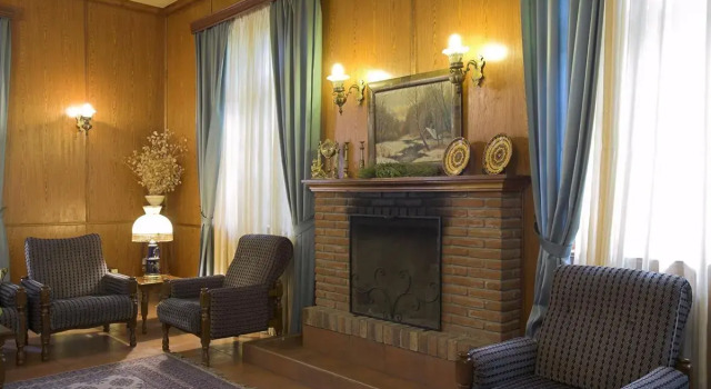 New Helvetia Hotel