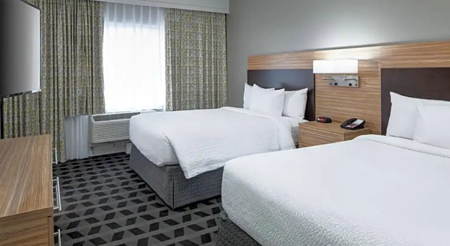 Четырёхместный люкс c 1 комнатой TownePlace Suites by Marriott Orlando at SeaWorld