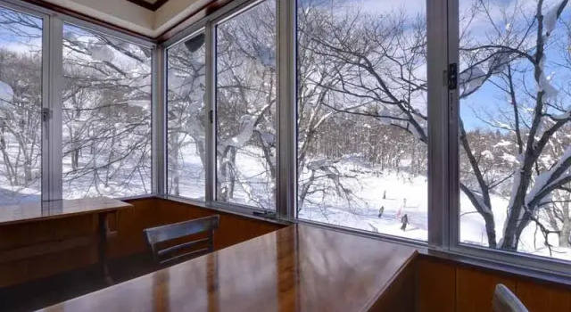 妙高阳光酒店(Hotel Sunlight Myoko), Prenota Hotel Hotel a Koshinetsu con parcheggio, Parcheggio